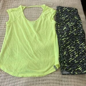 Exercise outfit! A bright top and matching bottom